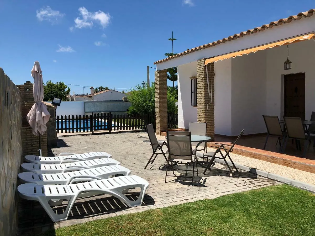 Holiday home Chalet Ventura En Conil Conil De La Frontera